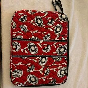 NWOT Vera Bradley laptop sleeve